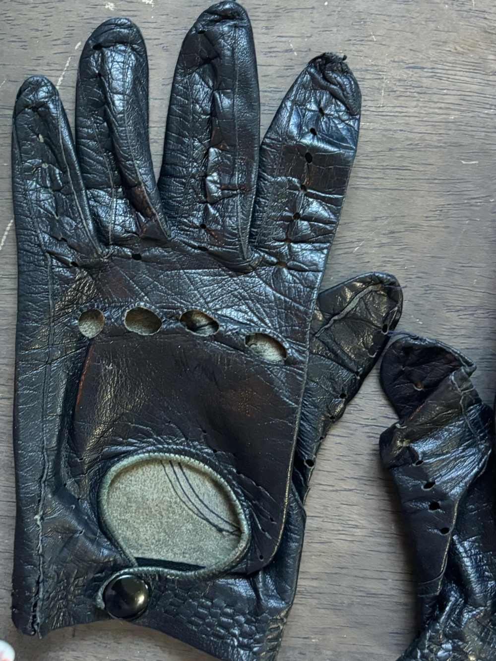 Vintage Black Leather Driving Gloves